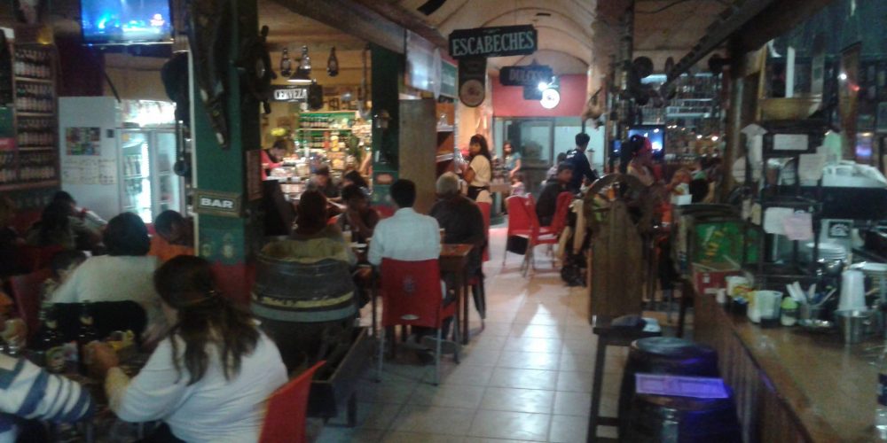 Desayuno en el café Barba Roja